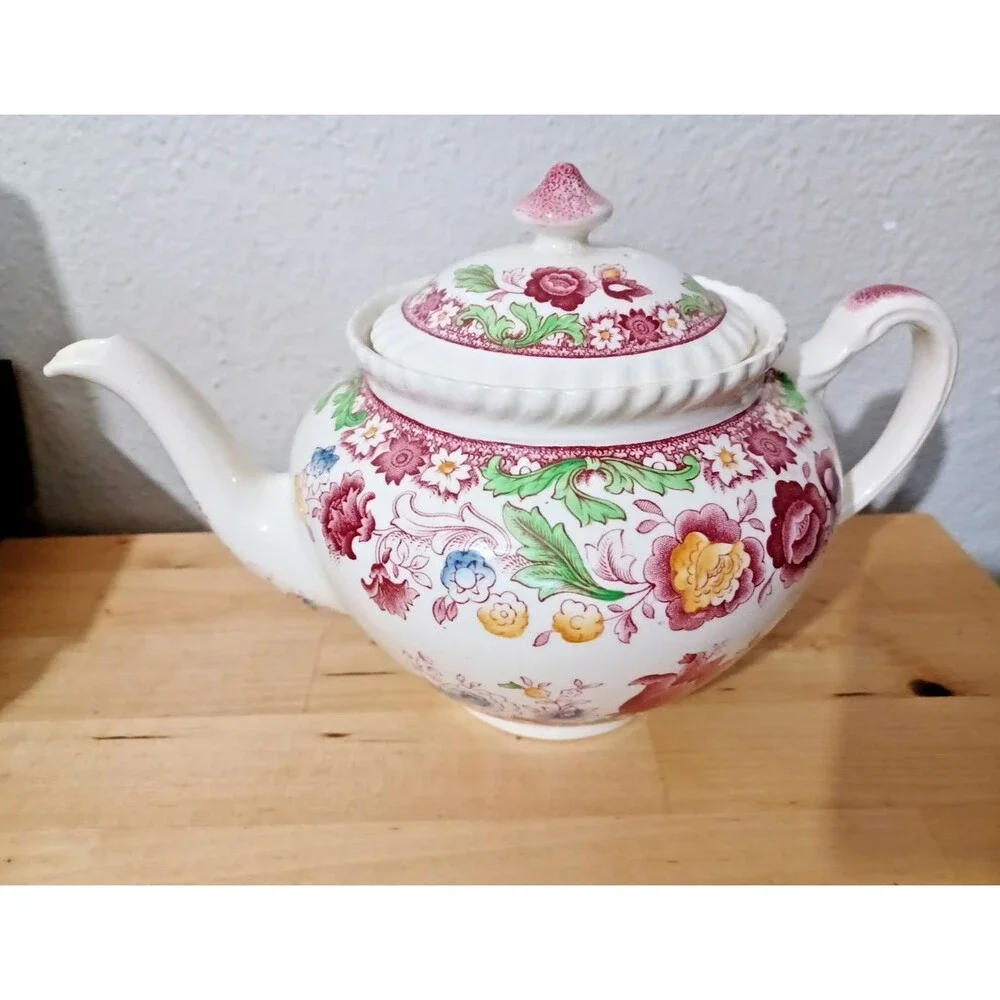 Johnson Brothers Winchester Teapot & Lid Pink (Rope Edge) England Floral 5 Cup
